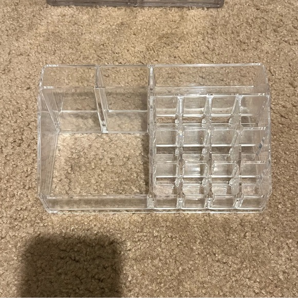 3 piece Acrylic makeup storage - Picture 2 of 5